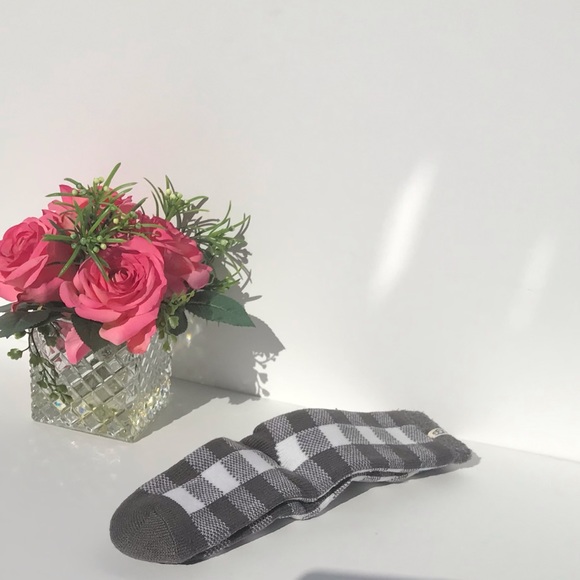 UGG Vanna Check Fleece Lined Sock - Picture 9 of 11